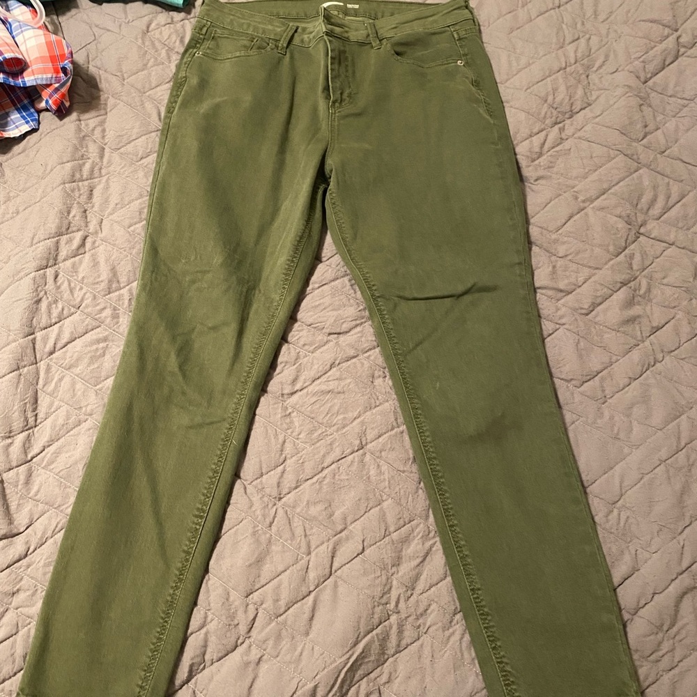 Old Navy Olive Super Skinny Jeans Size 12